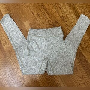 Gymshark Women’s Cream Leggings